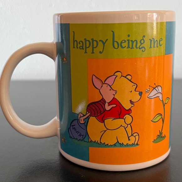 DISNEY Winnie the Pooh HAPPY BEING ME Vintage Ceramic Mug ~ A. A. Milne - Picture 2 of 6
